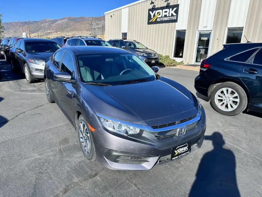 2016 Honda Civic EX photo 1