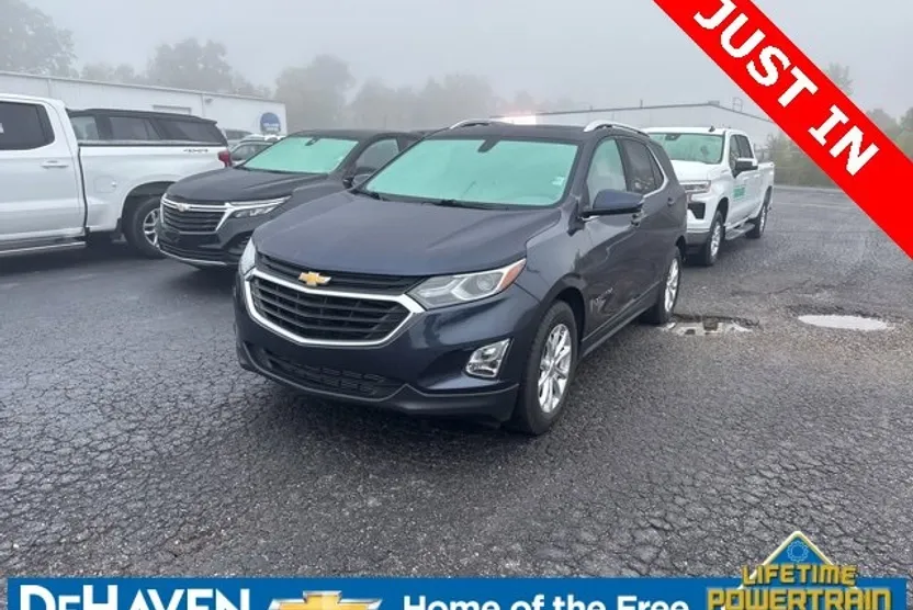 2018 Chevrolet Equinox LT photo 1