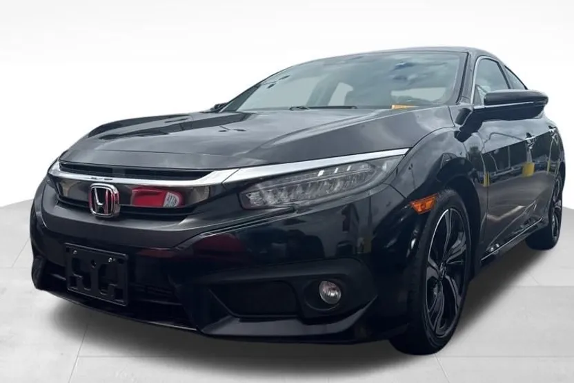 2016 Honda Civic Touring photo 1