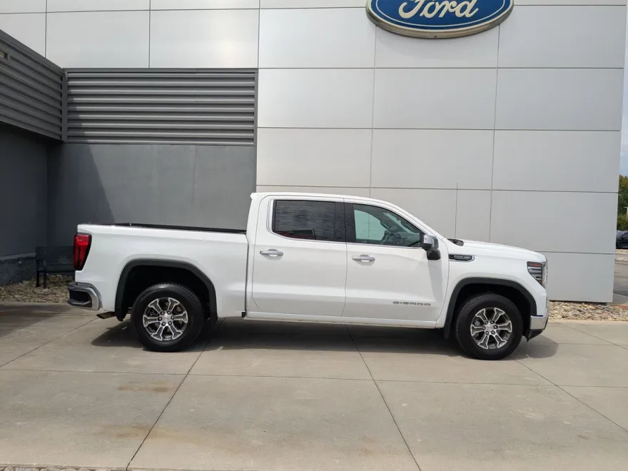 2024 Gmc Sierra 1500 SLT photo 1