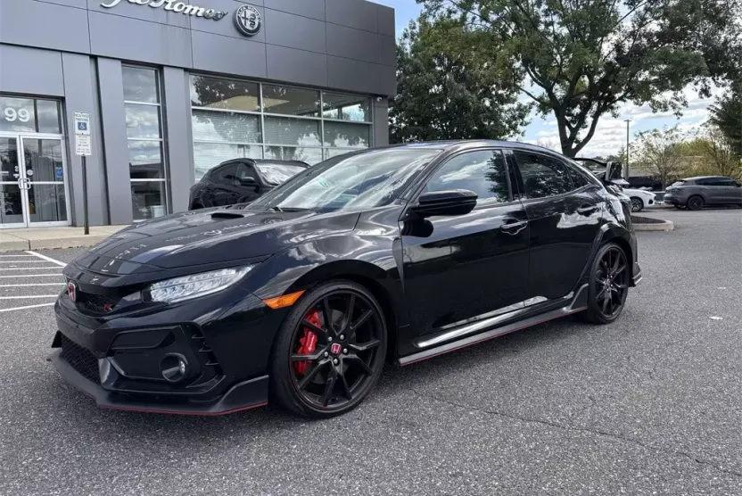 2021 Honda Civic Type R Touring Hatchback photo 1