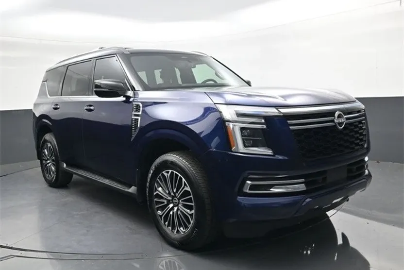 2025 Nissan Armada SL photo 1