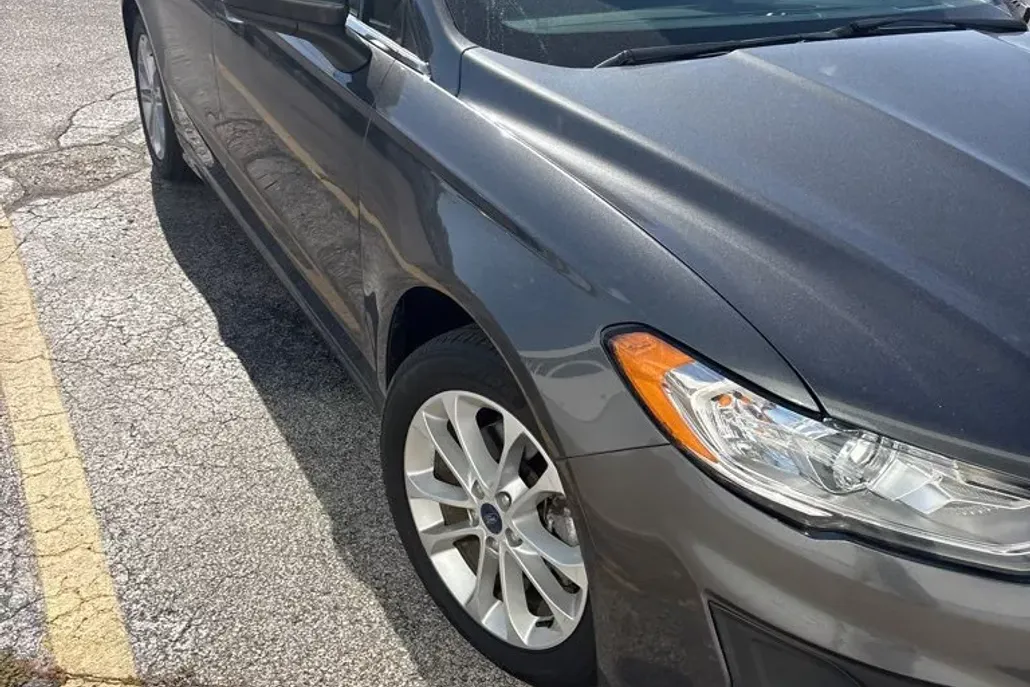 2020 Ford Fusion Hybrid SE photo 1