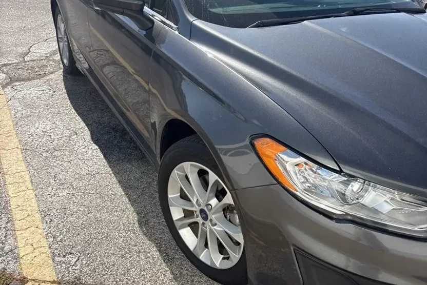 2020 Ford Fusion Hybrid SE photo 1