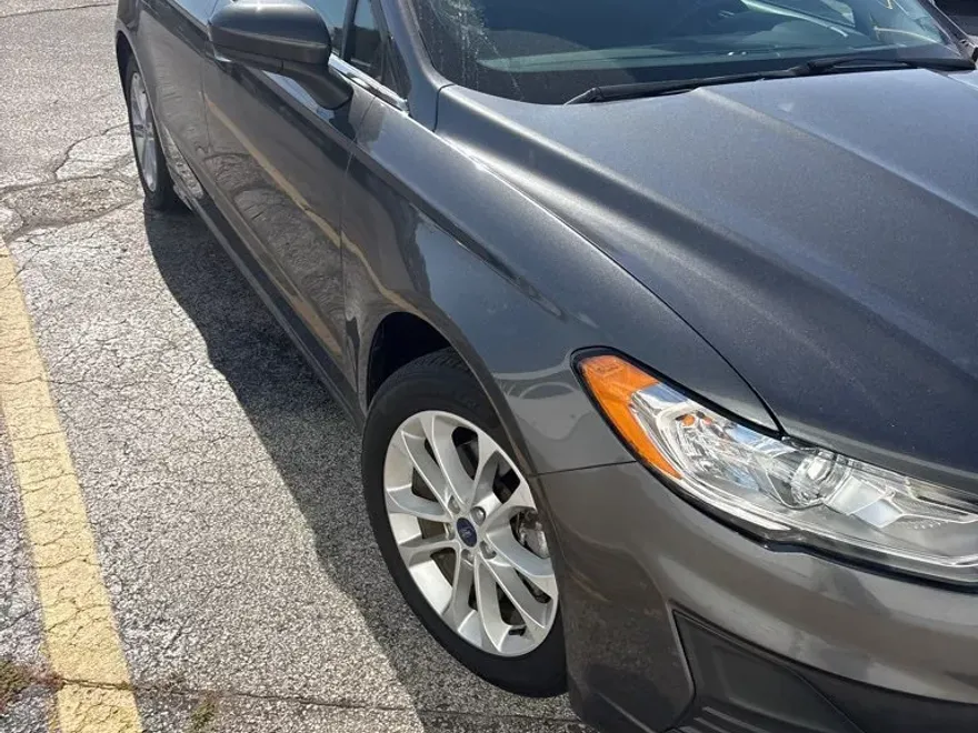 2020 Ford Fusion Hybrid SE photo 1
