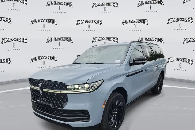 2025 Lincoln Navigator L Reserve photo 1