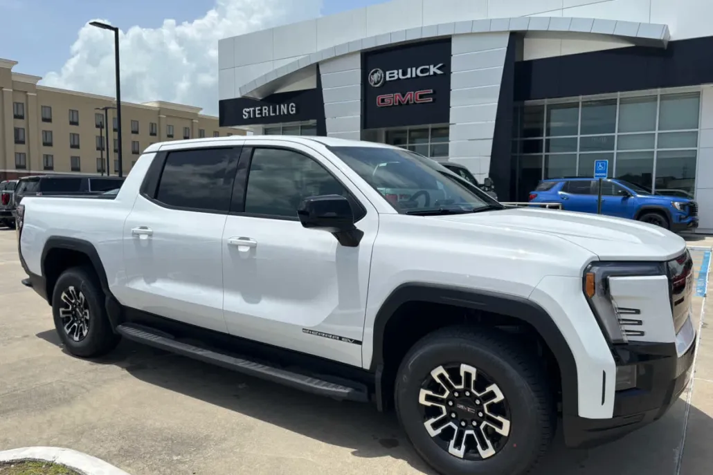 2026 Gmc Sierra Elevation photo 1