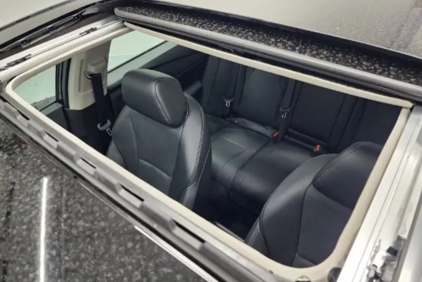 2025 Honda Accord Hybrid Touring photo 1