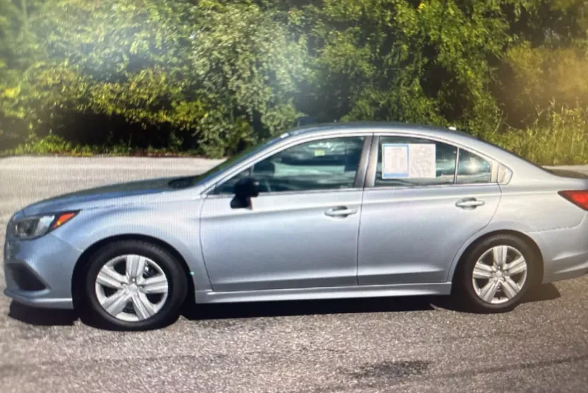 2019 Subaru Legacy 2.5i photo 1