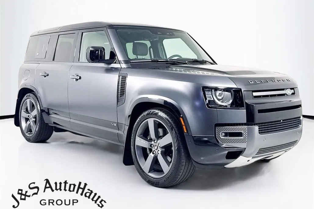 2023 Land Rover Defender 110 Carpathian Edition photo 1