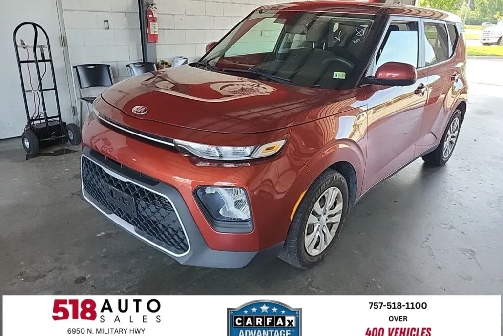 2021 Kia Soul LX photo 1