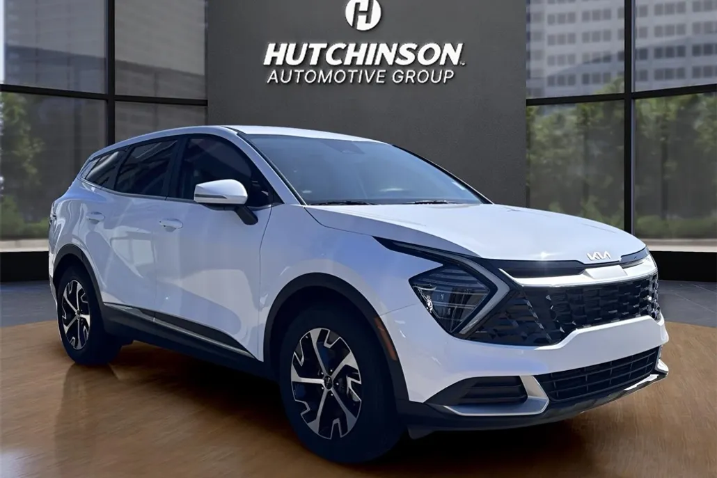2024 Kia Sportage EX photo 1