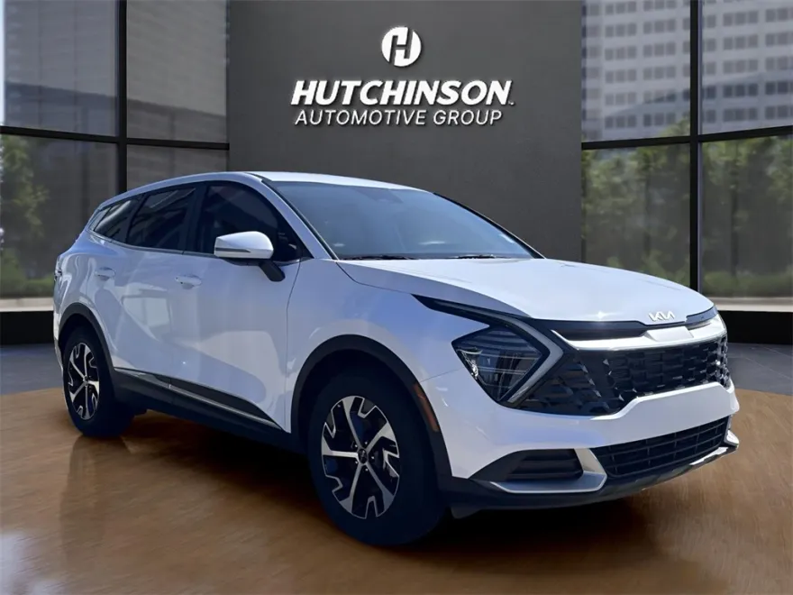 2024 Kia Sportage EX photo 1