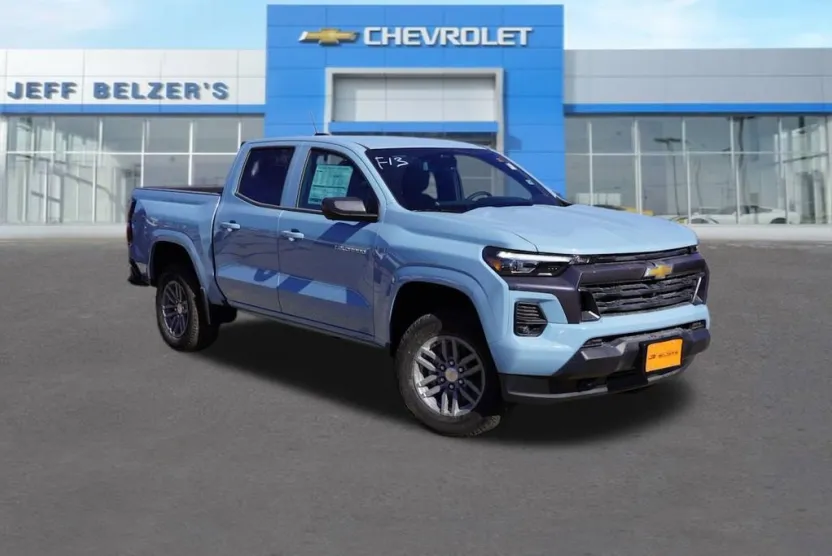 2026 Chevrolet Colorado LT photo 1