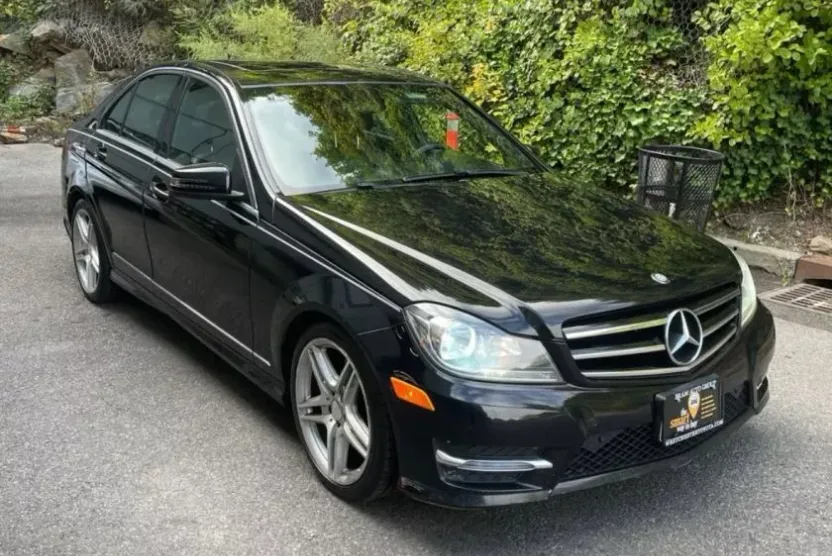 2014 Mercedes Benz C 300 4MATIC Sport Sedan photo 1