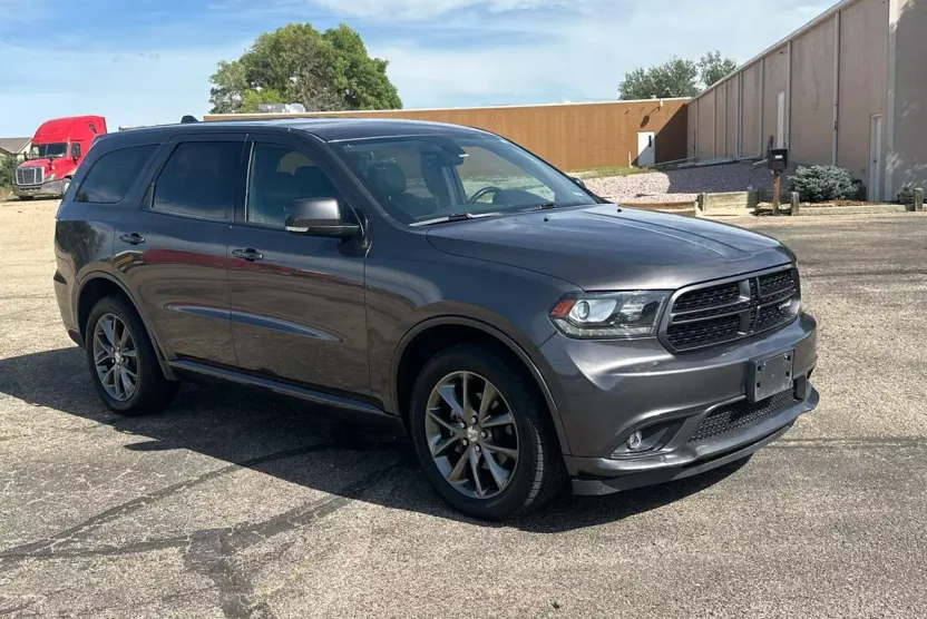 2017 Dodge Durango GT photo 1