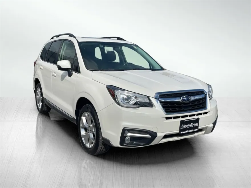 2017 Subaru Forester 2.5i Touring photo 1
