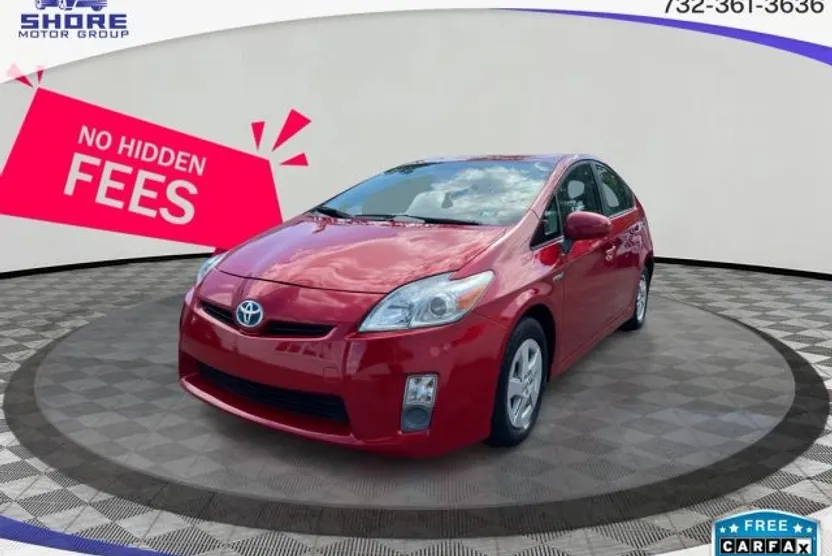 2010 Toyota Prius Four photo 1