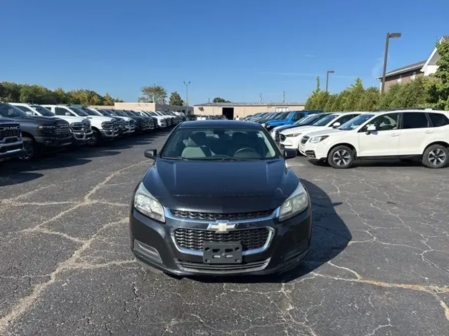 2015 Chevrolet Malibu LS photo 1