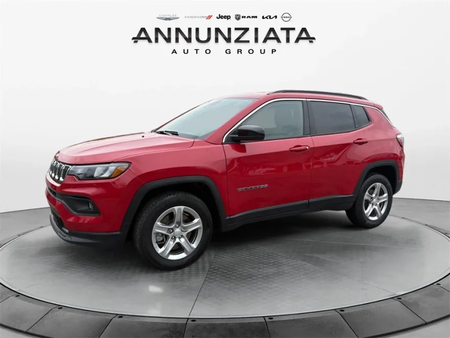 2024 Jeep Compass Latitude photo 1