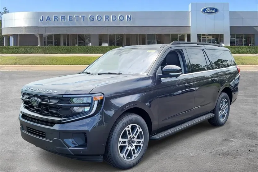 2025 Ford Expedition MAX photo 1