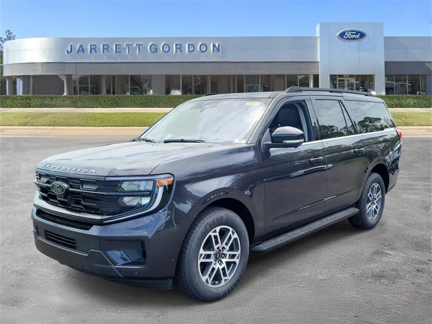 2025 Ford Expedition MAX photo 1