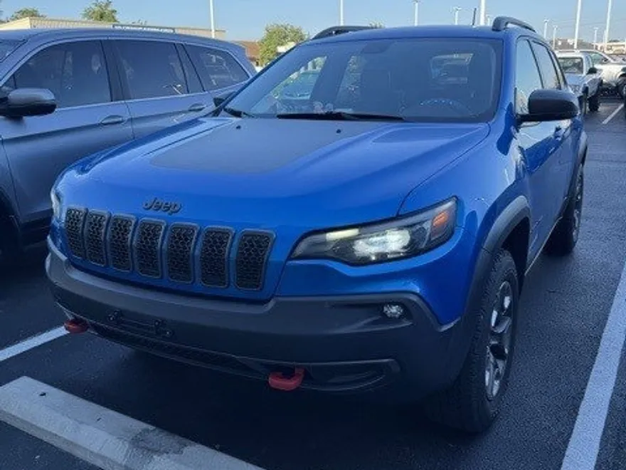 2019 Jeep Cherokee Trailhawk photo 1