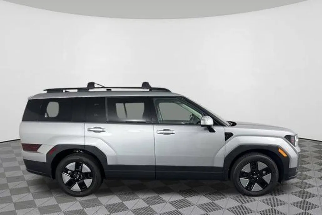 2026 Hyundai Santa Fe SEL photo 1