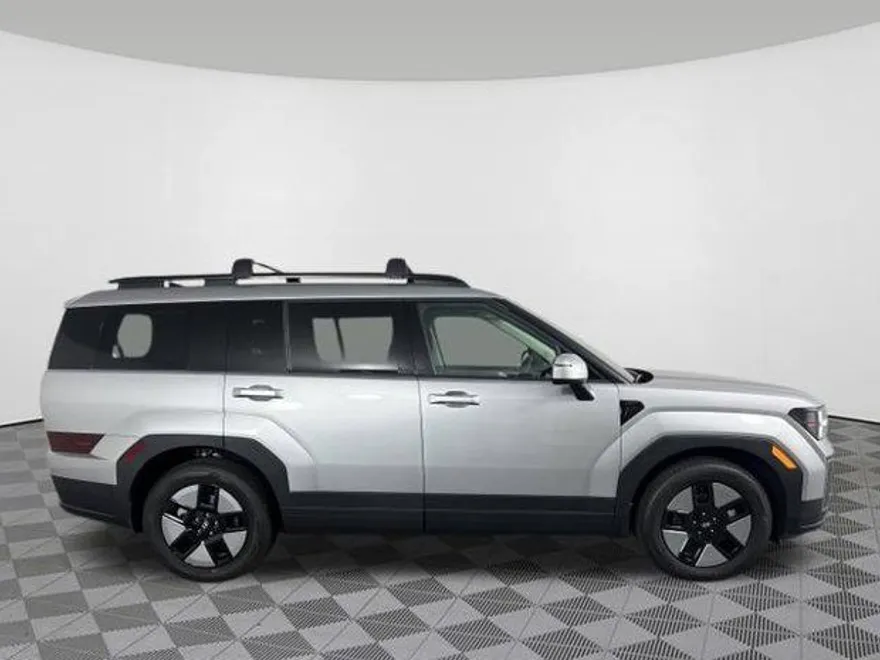 2026 Hyundai Santa Fe SEL photo 1