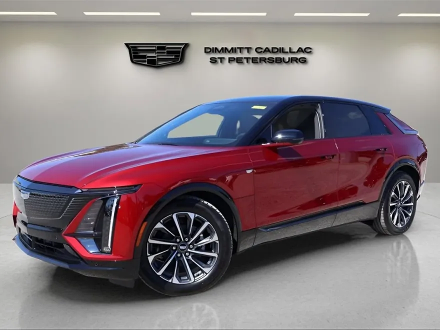 2025 Cadillac Lyriq Sport photo 1