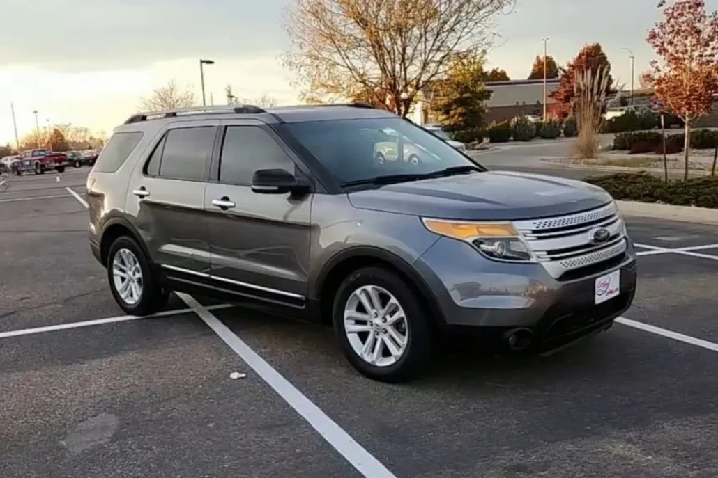 2012 Ford Explorer XLT Sport photo 1