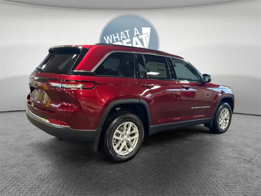 2025 Jeep Grand Cherokee Base photo 1