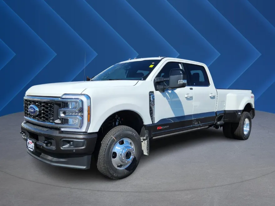 2025 Ford F-350 King Ranch photo 1
