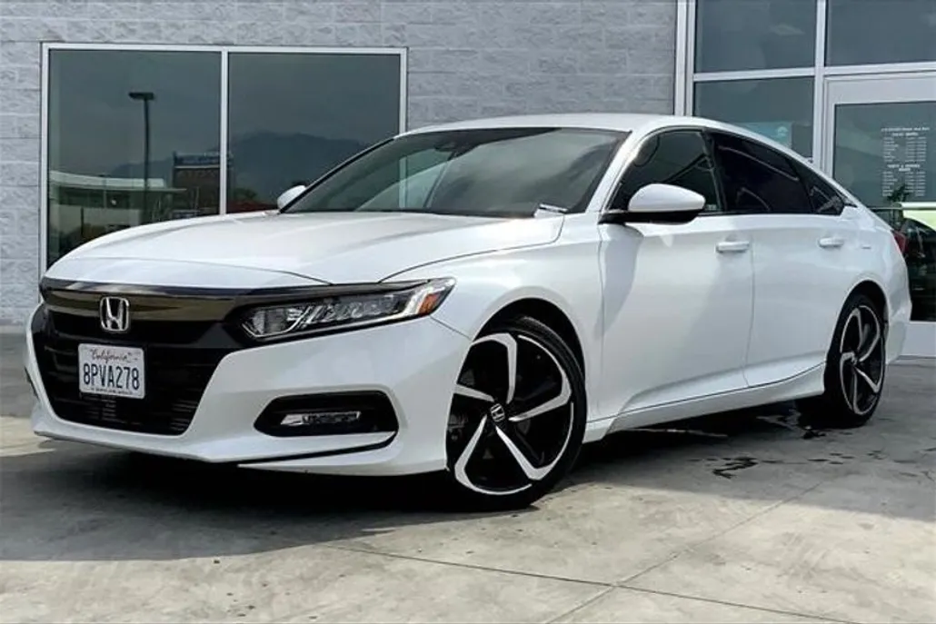 2020 Honda Accord Sport photo 1