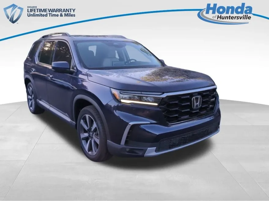 2025 Honda Pilot Touring photo 1