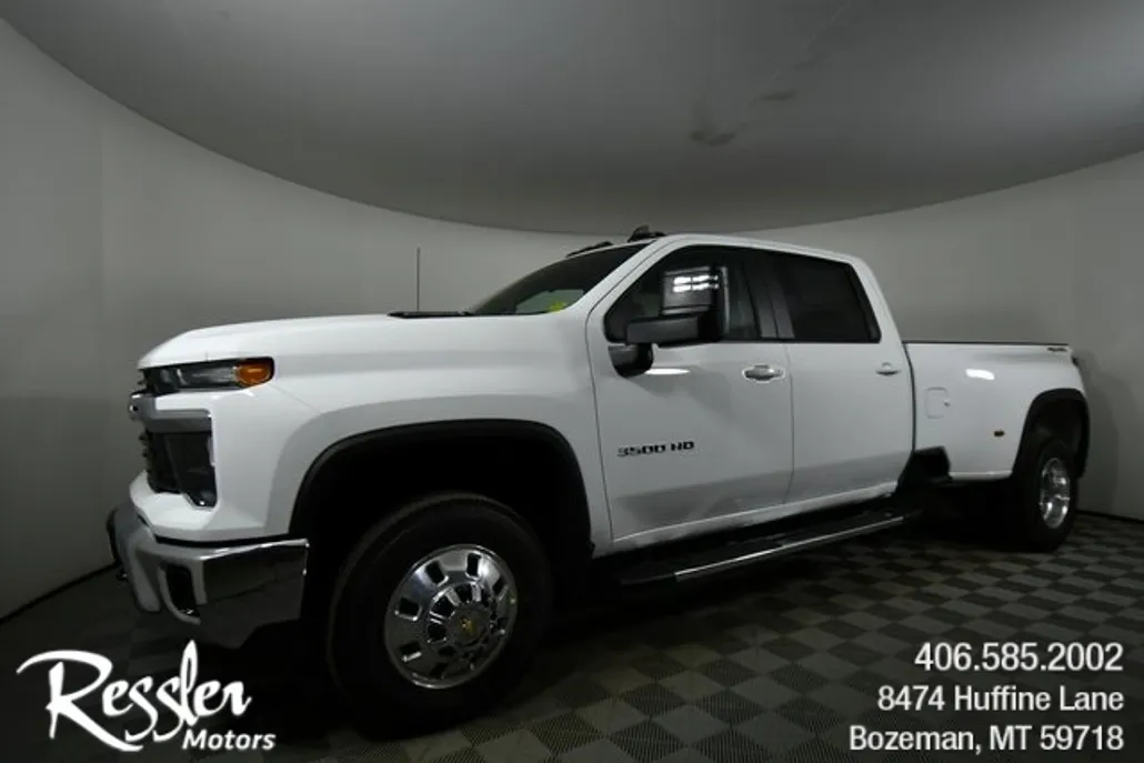 2025 Chevrolet Silverado 3500HD LT photo 1