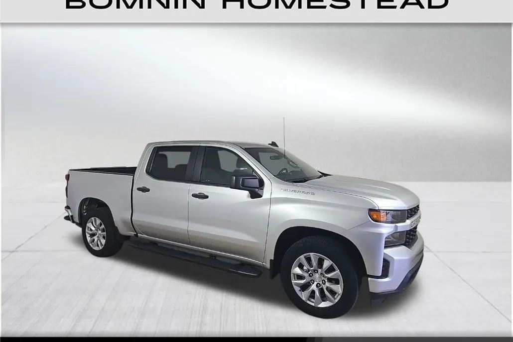 2022 Chevrolet Silverado 1500 Custom photo 1