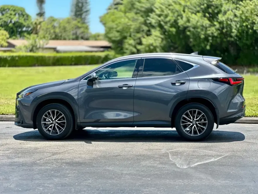 2023 Lexus NX 350 Premium photo 1