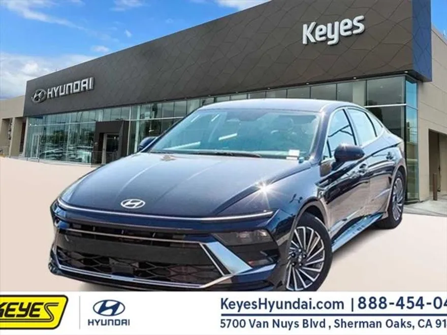 2025 Hyundai Sonata Hybrid SEL photo 1