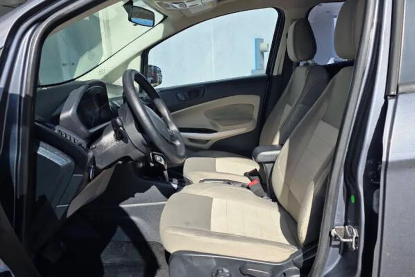 2018 Ford EcoSport S photo 1