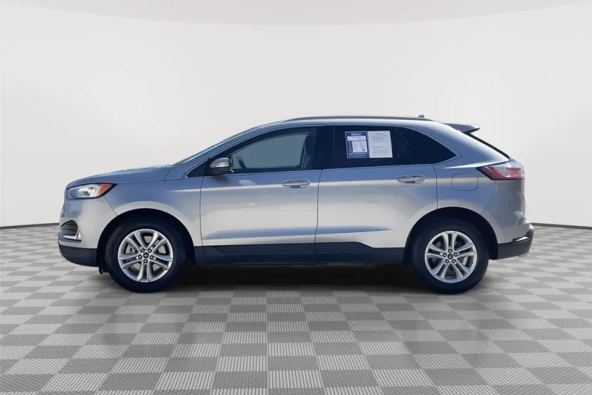 2020 Ford Edge SEL photo 1