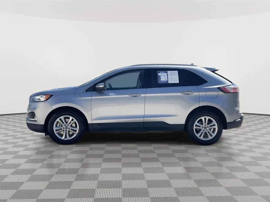 2020 Ford Edge SEL photo 1