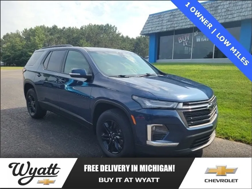 2023 Chevrolet Traverse Leather photo 1