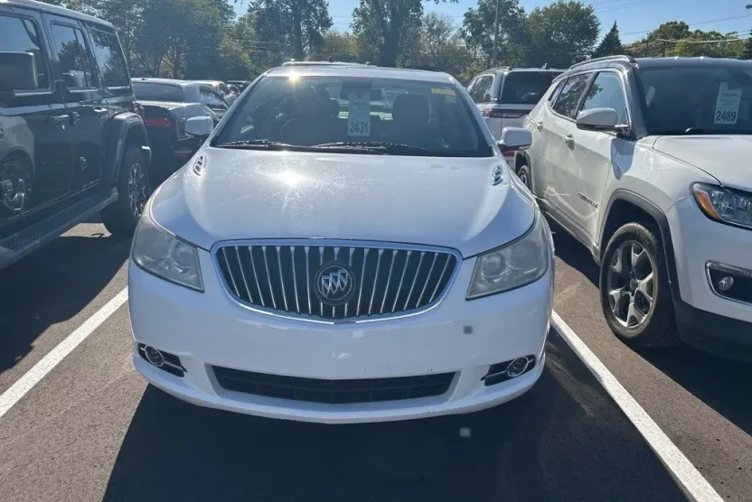 2013 Buick LaCrosse Leather photo 1