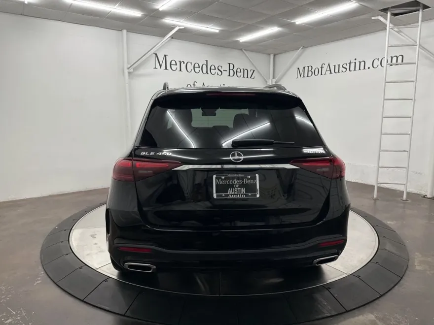 2026 Mercedes Benz GLE 450 4MATIC photo 1