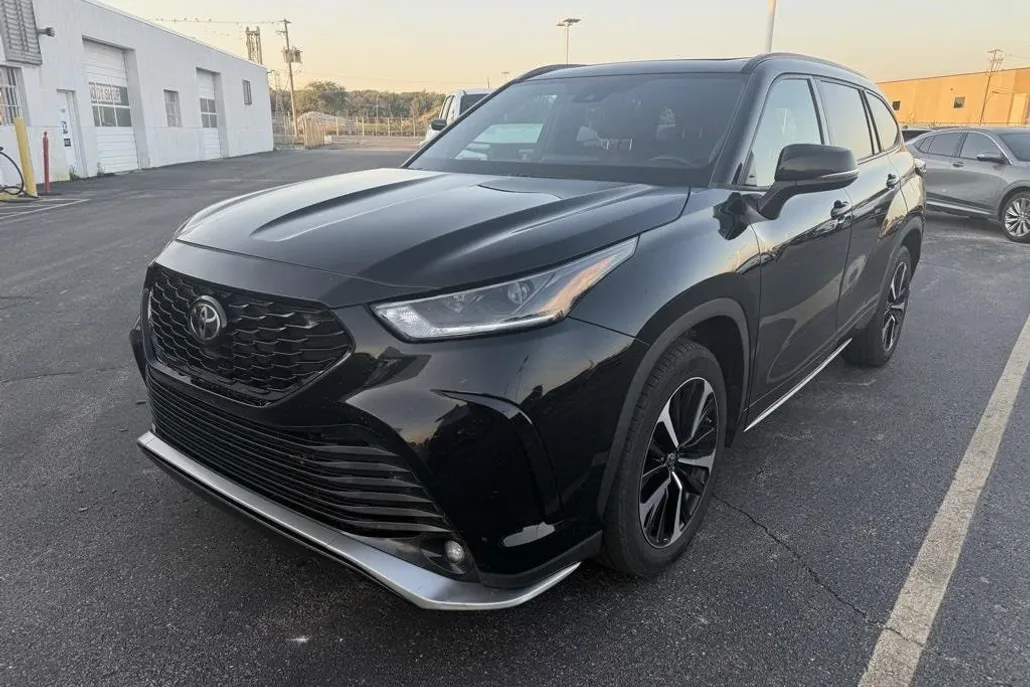 2021 Toyota Highlander XSE photo 1