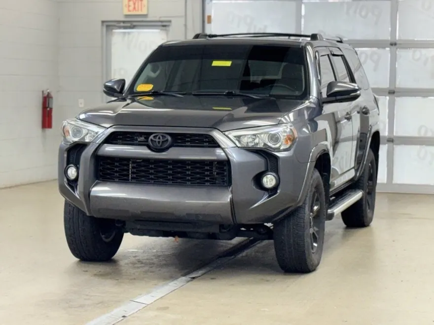 2019 Toyota 4Runner SR5 Premium photo 1