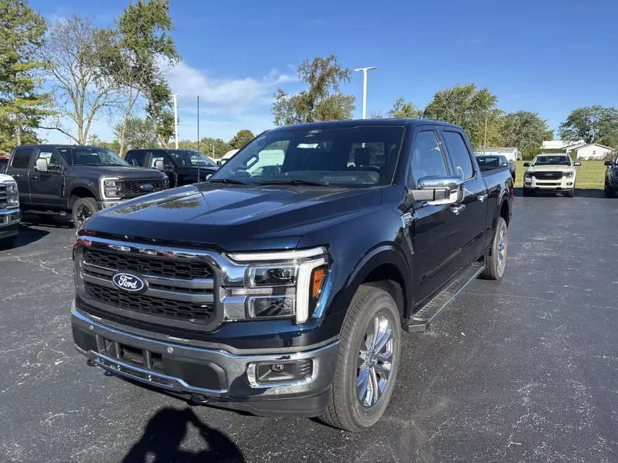 2025 Ford F-150 Lariat photo 1