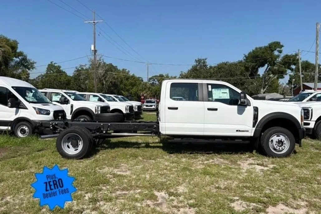 2025 Ford F-450 photo 1
