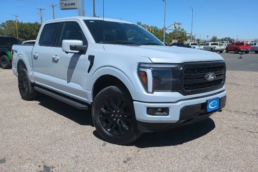 2025 Ford F-150 Lariat photo 1